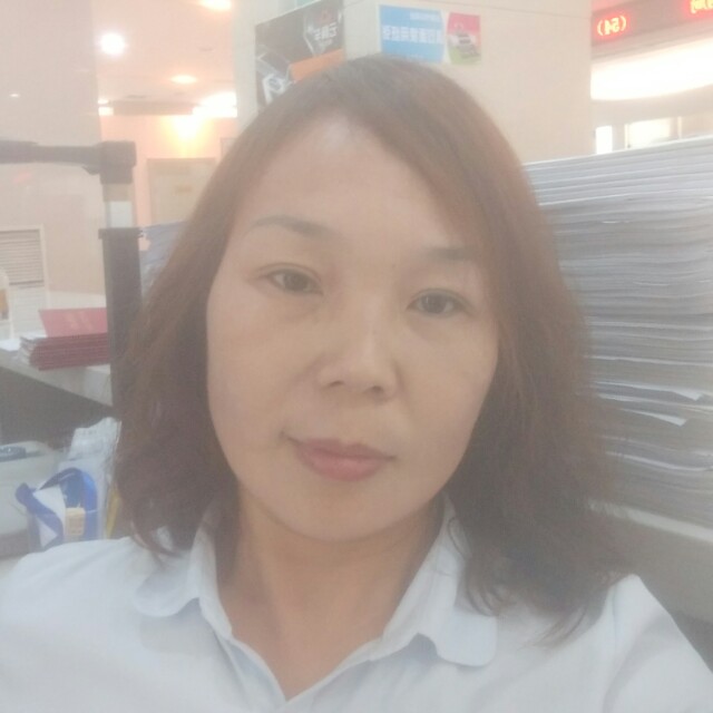 大肚能容的照片