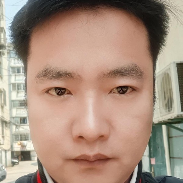 忐忑邂逅溪流的照片