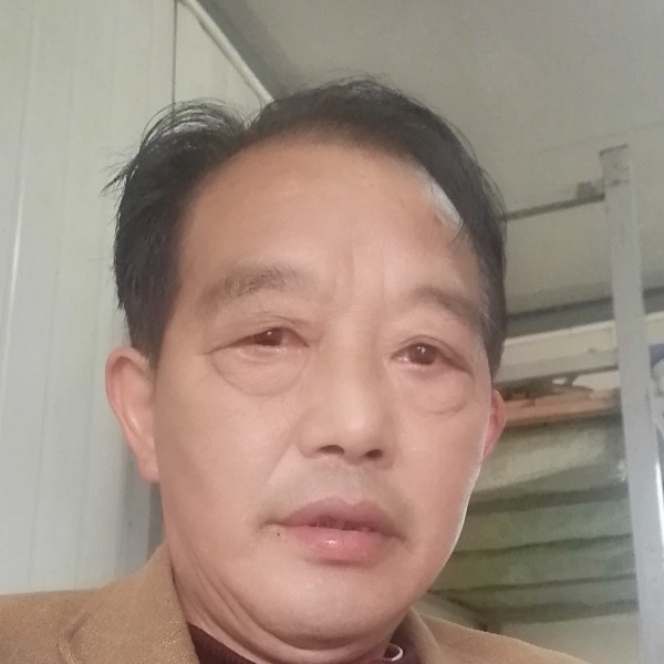 孤單的樱桃的照片
