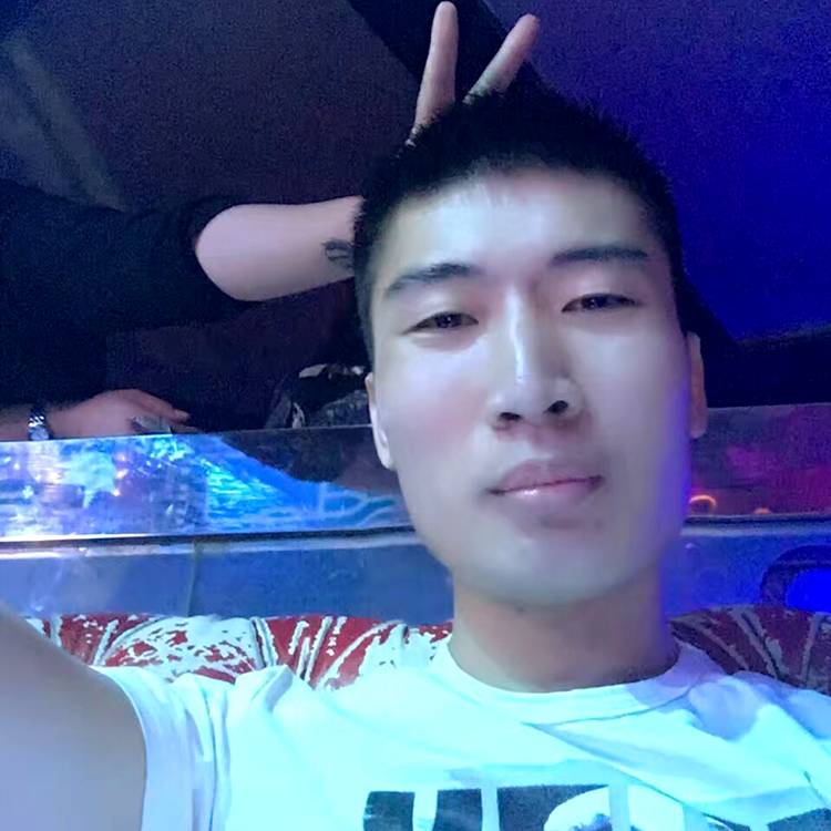咦哟的照片