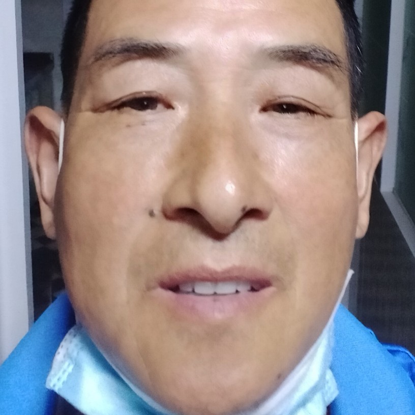 张大银的照片