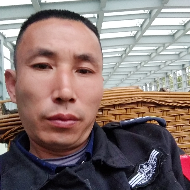 果汁英俊的照片