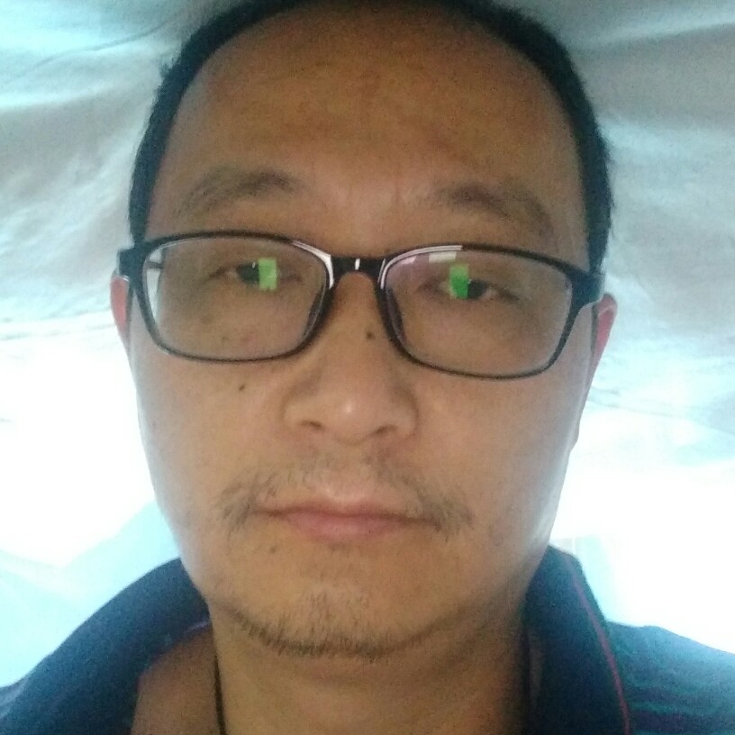 想人陪向水蜜桃的照片