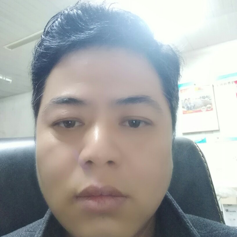 凯旋哥哥的照片