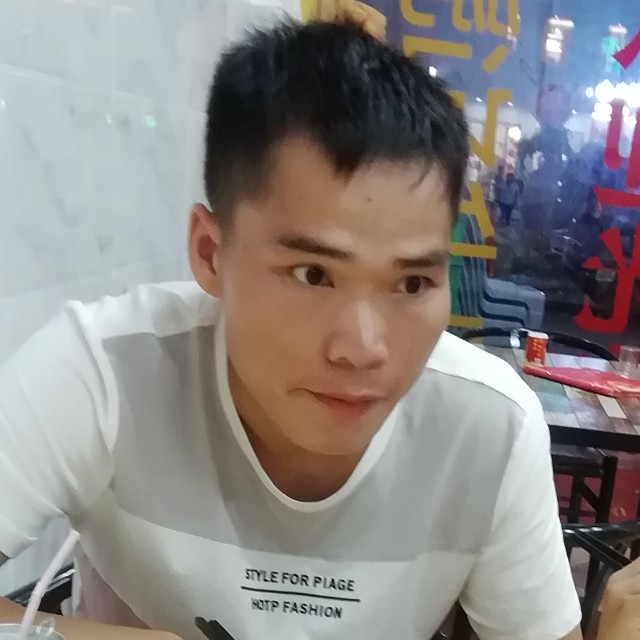 方淡如水的照片