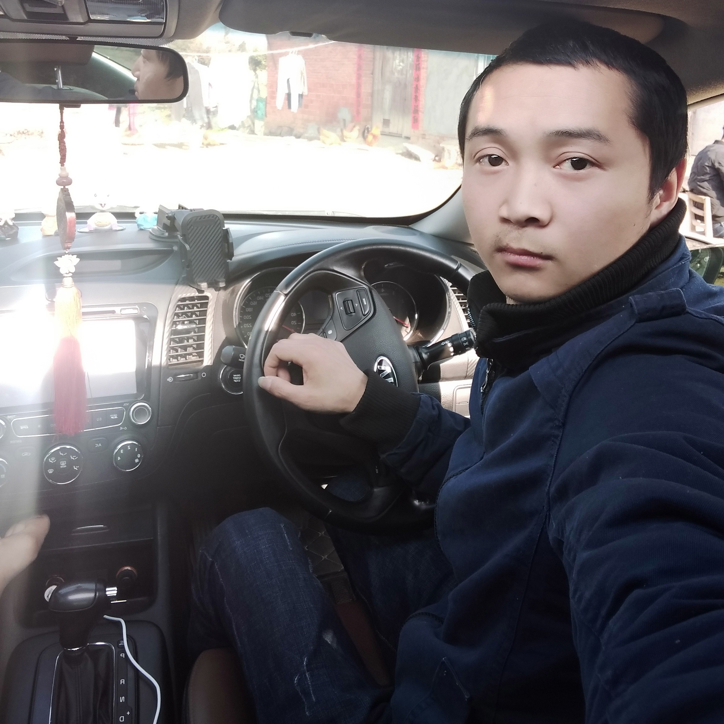 幸福蹁跹缘分的照片