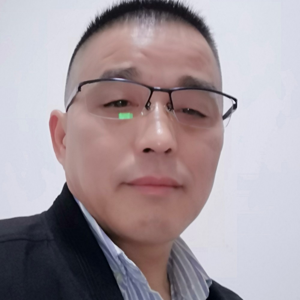 忧伤保卫小猫咪的照片