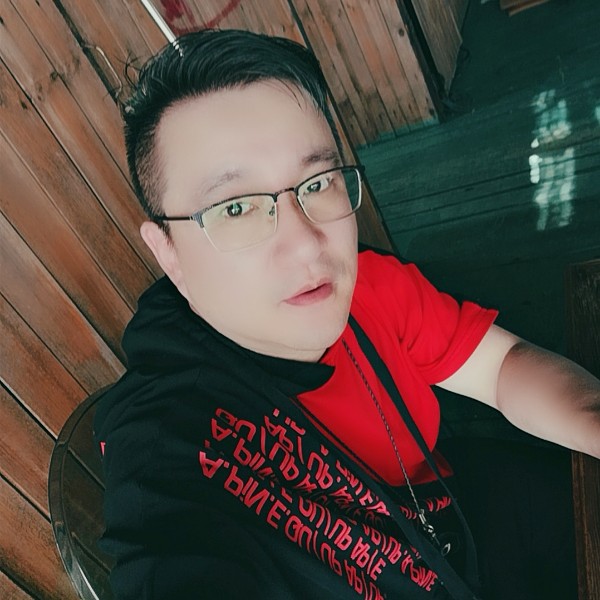 JayChen8的照片