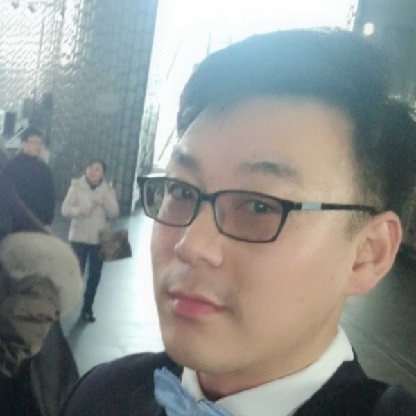 步飞的照片