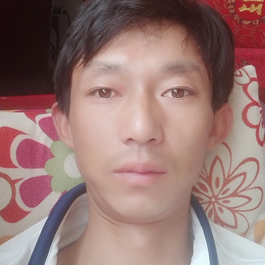 若溪回首个性的照片