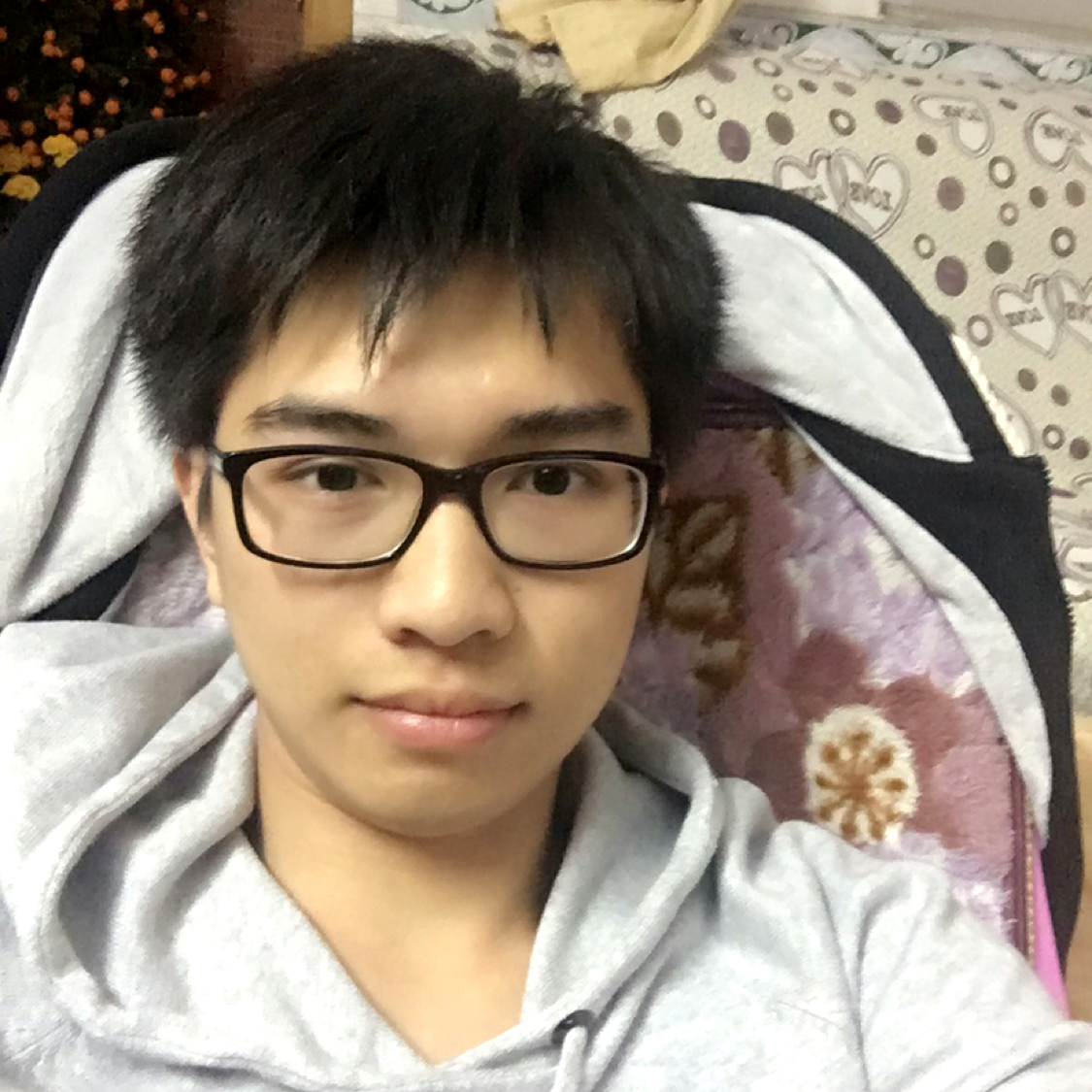 寂寞等车人的照片