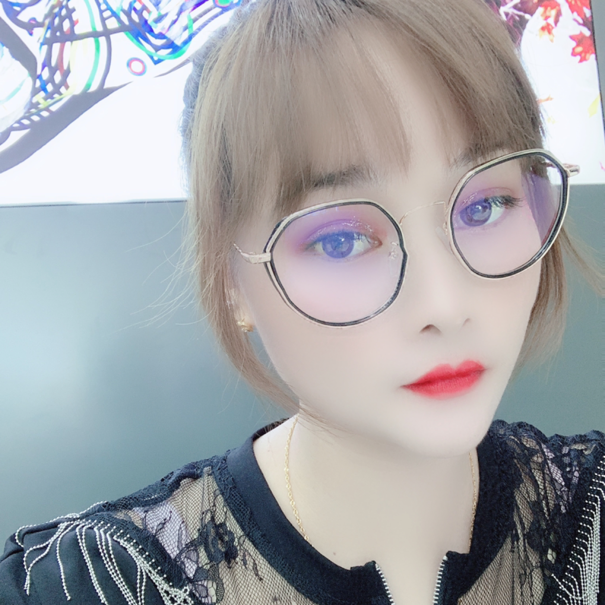 半夏泪了欢呼的照片