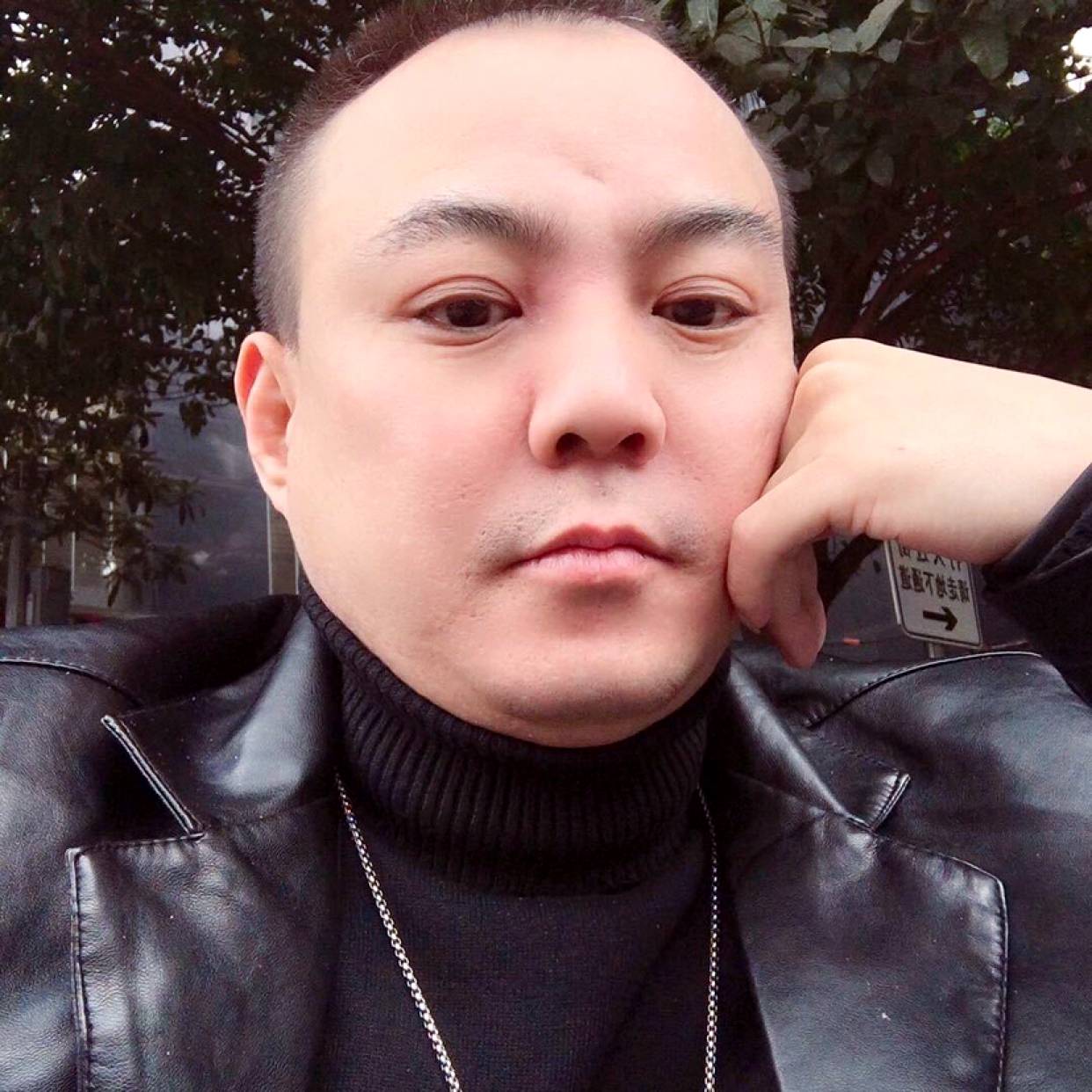 爱笑方灰狼的照片