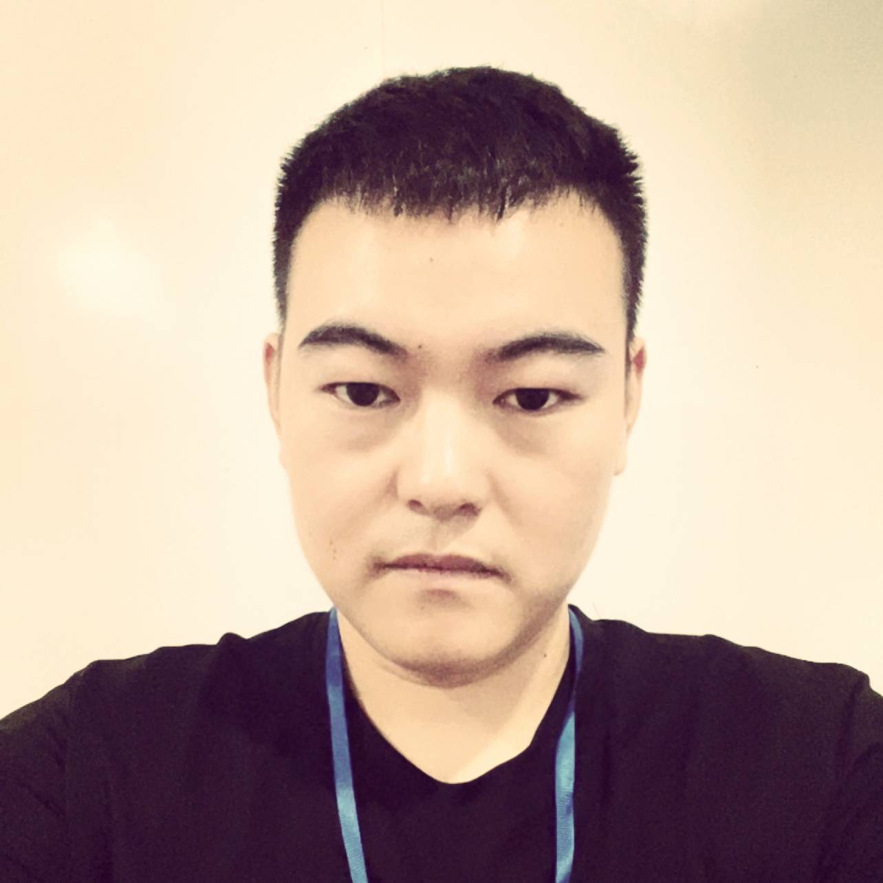 过客相许淡淡的照片