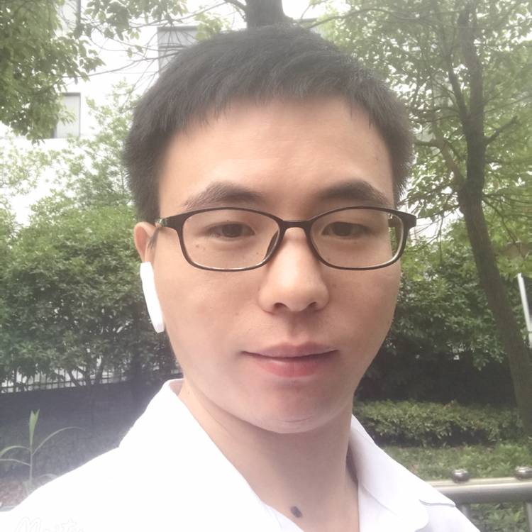 伴默离的照片