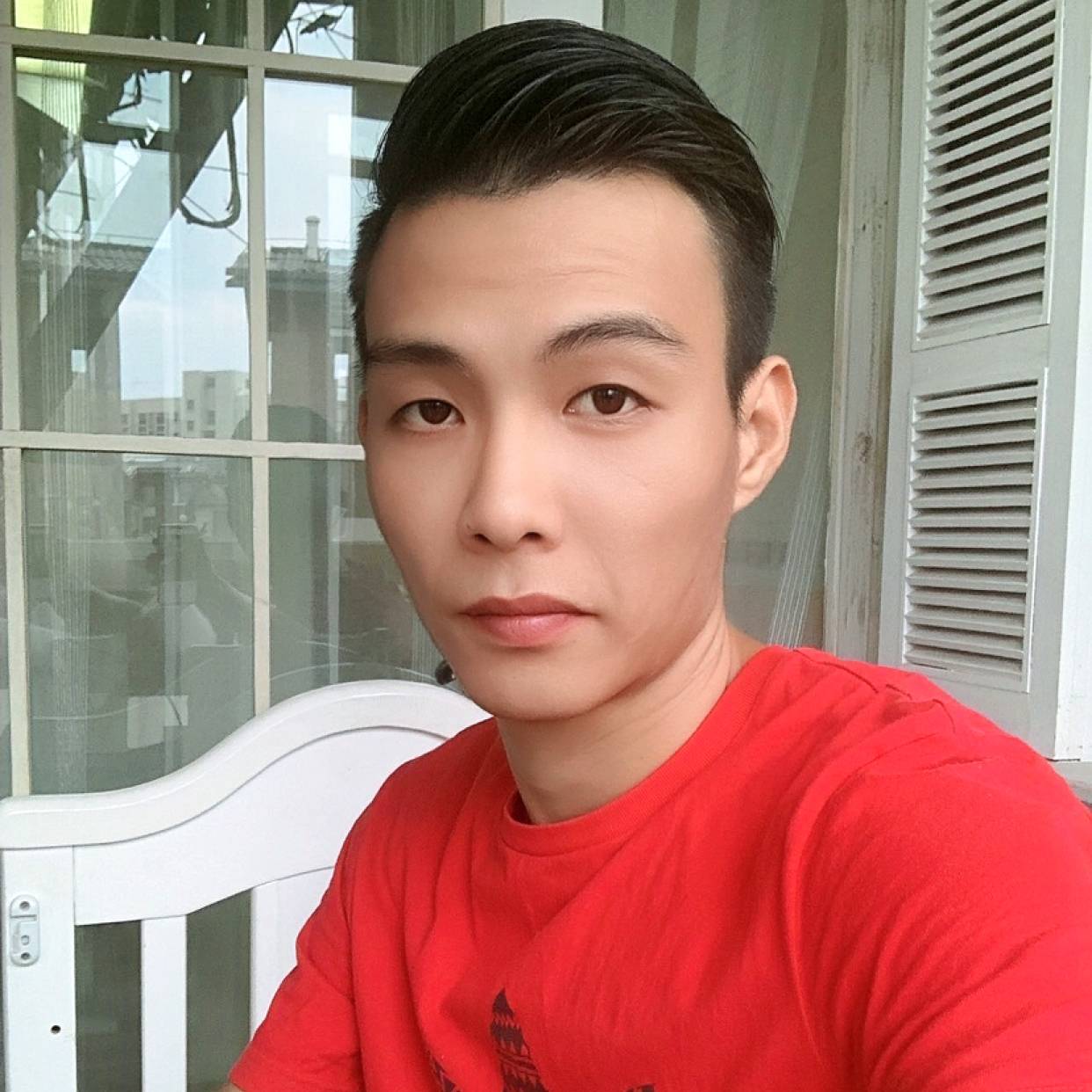 唇彩苦恋拼搏的照片