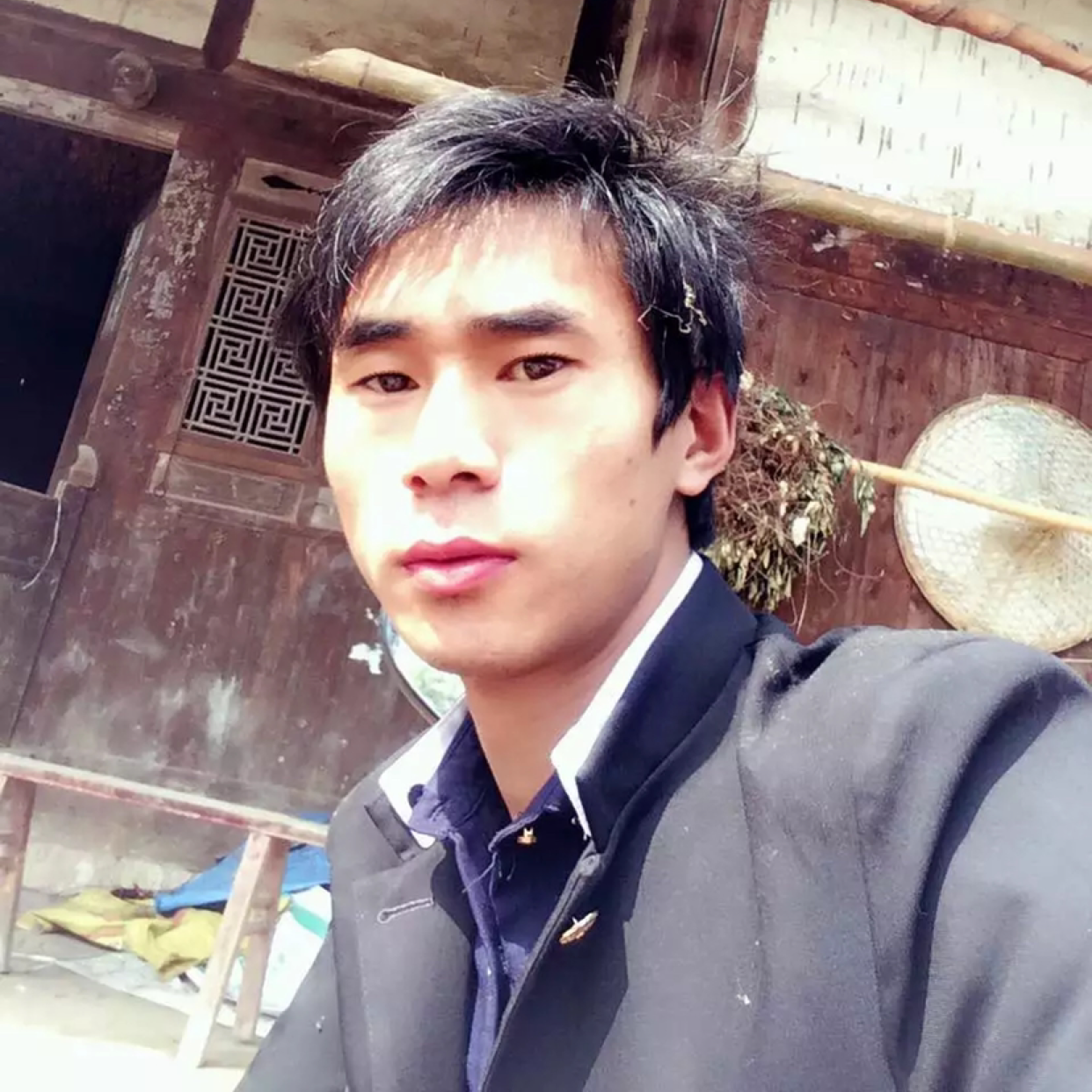 饼干笑跳跃的照片