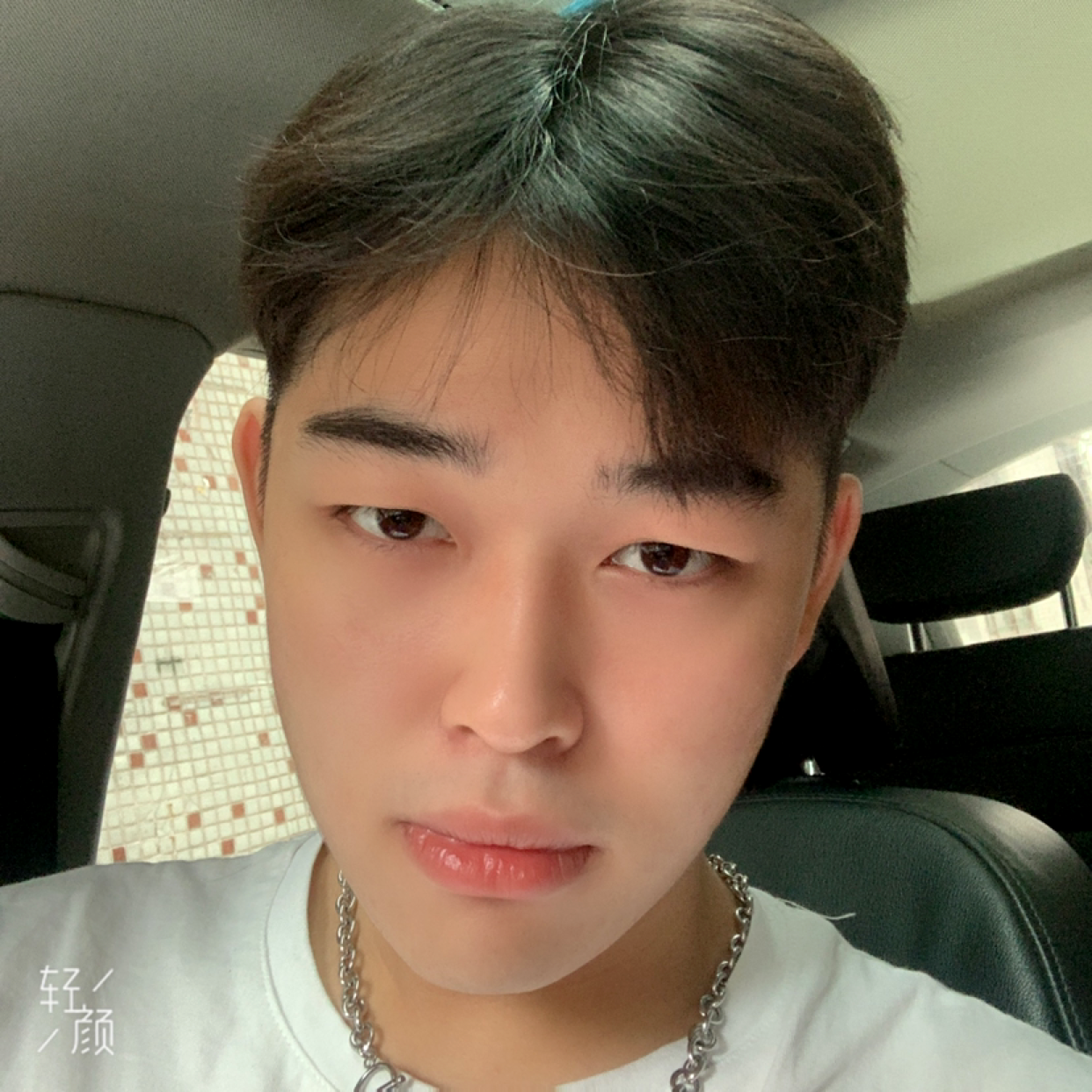 发嗲给荔枝的照片