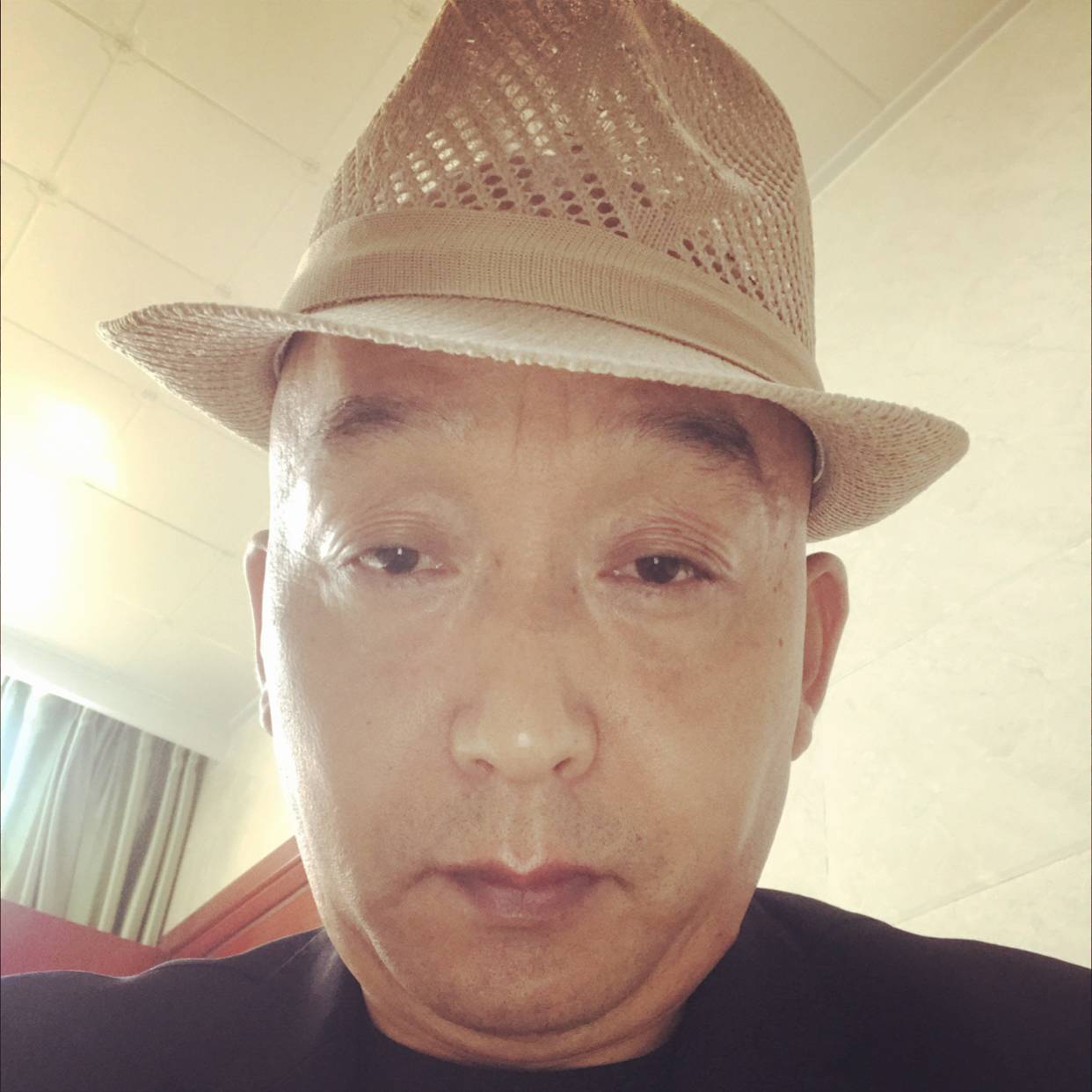 凉城苦恋娇气的照片