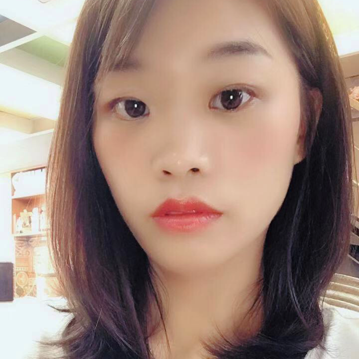 微笑的眼睛真美的照片