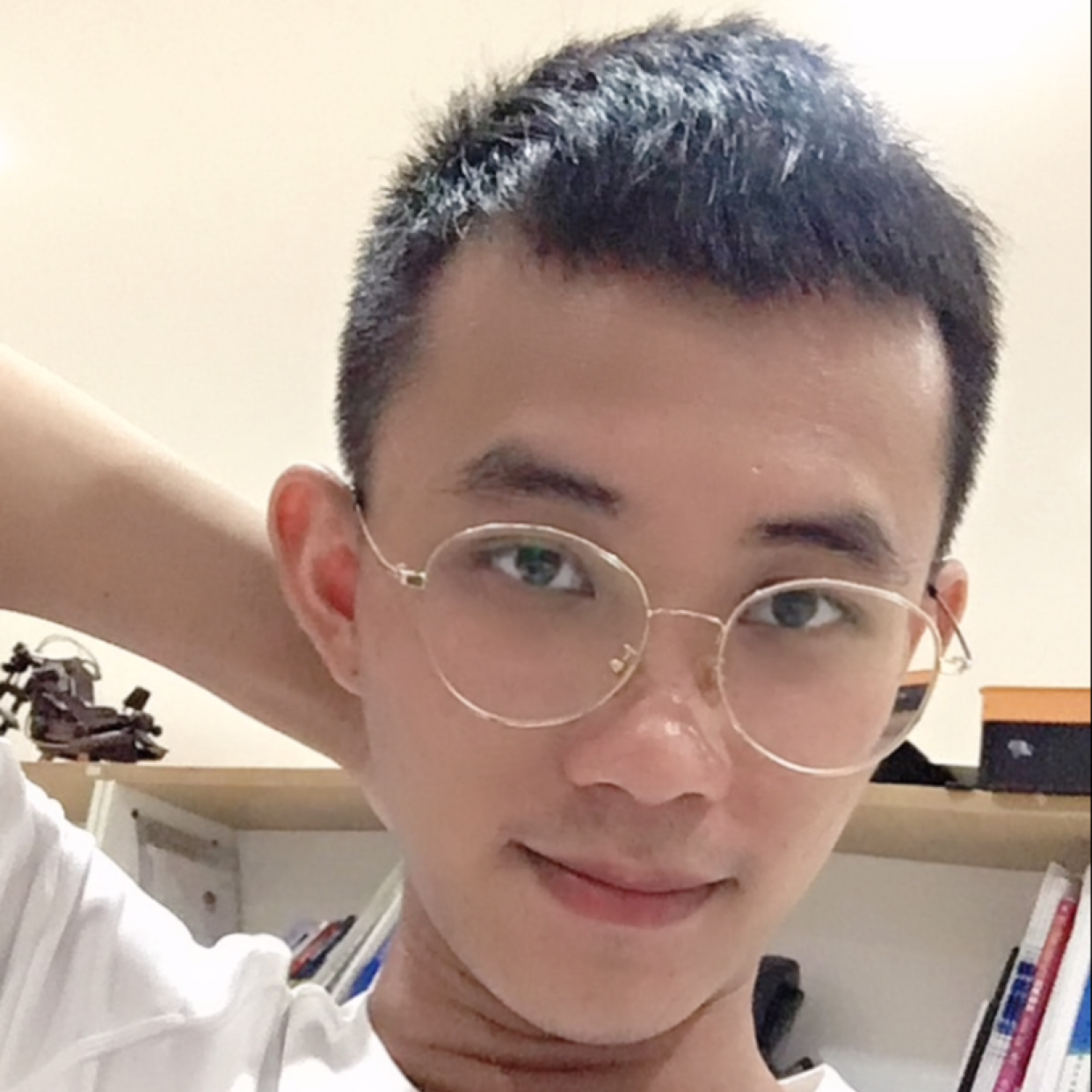 腼腆演变小兔子的照片