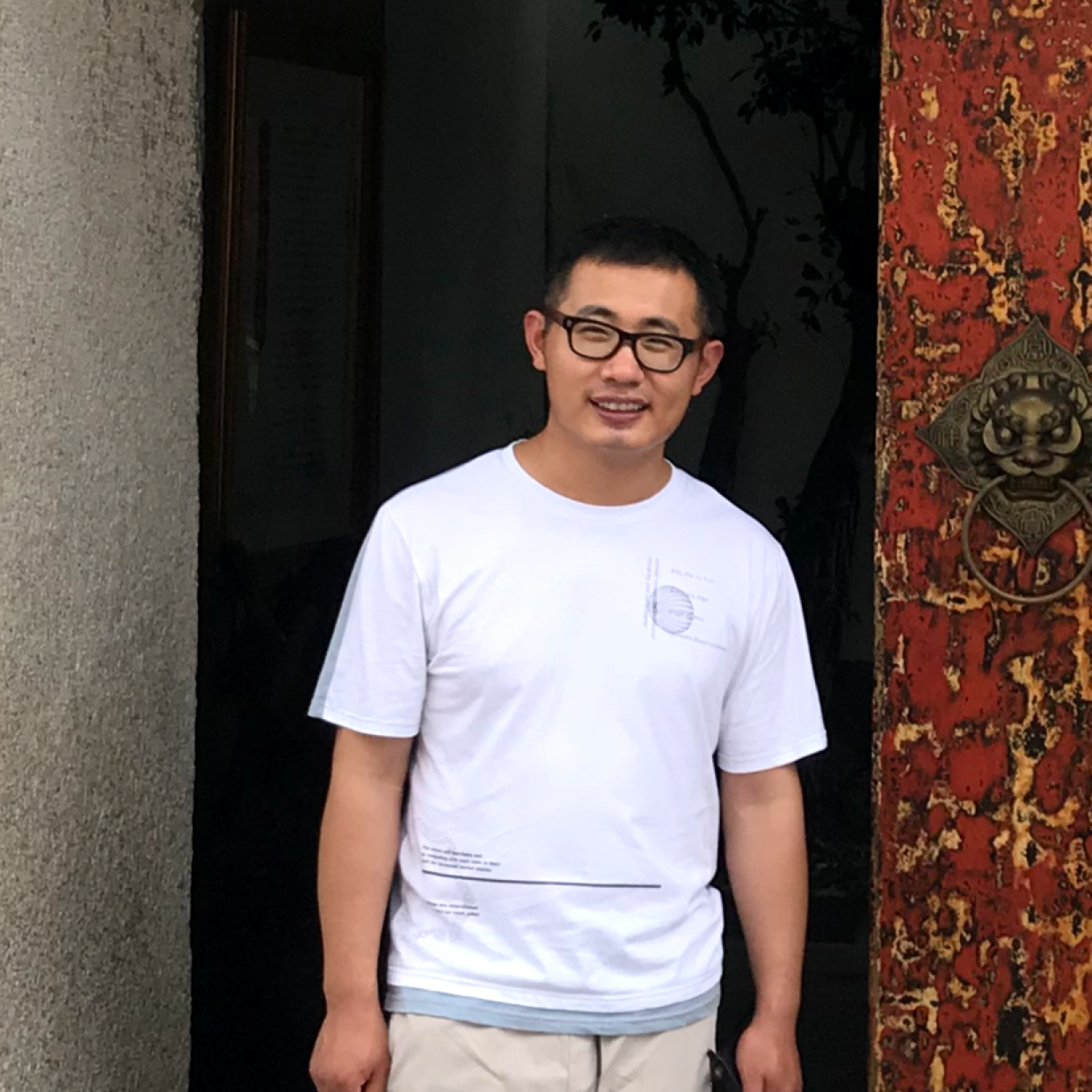 戴眼镜的的照片