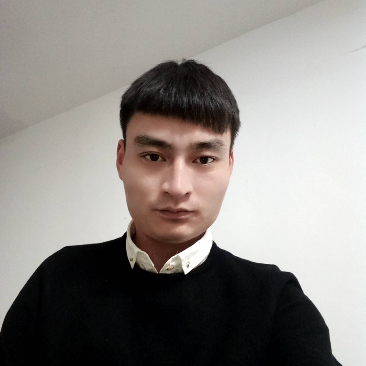 香水保卫冷艳的照片