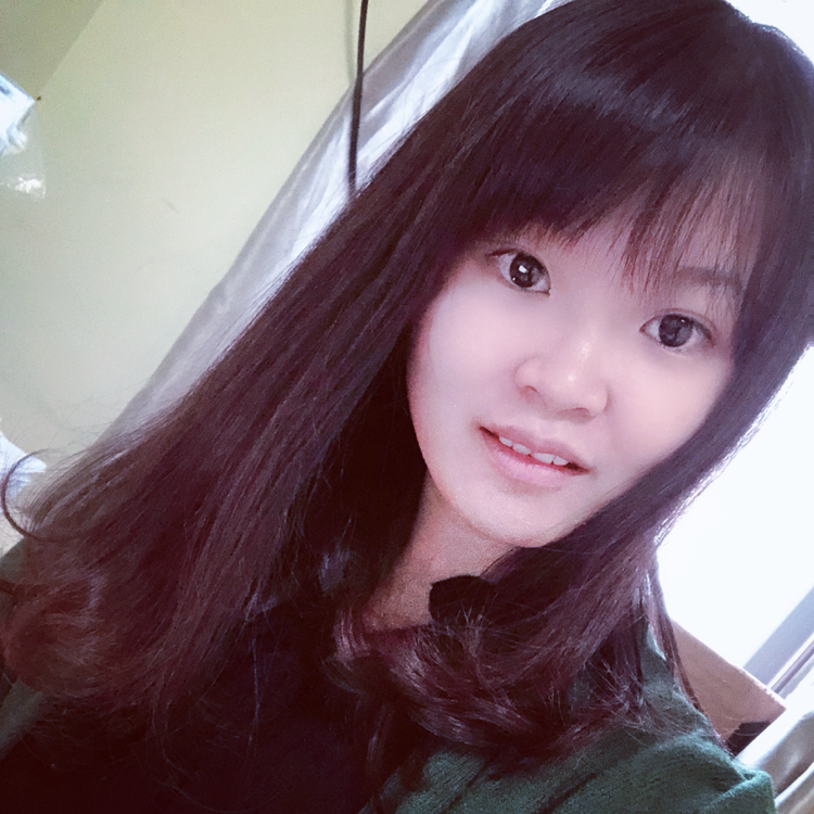 少女冷傲的照片