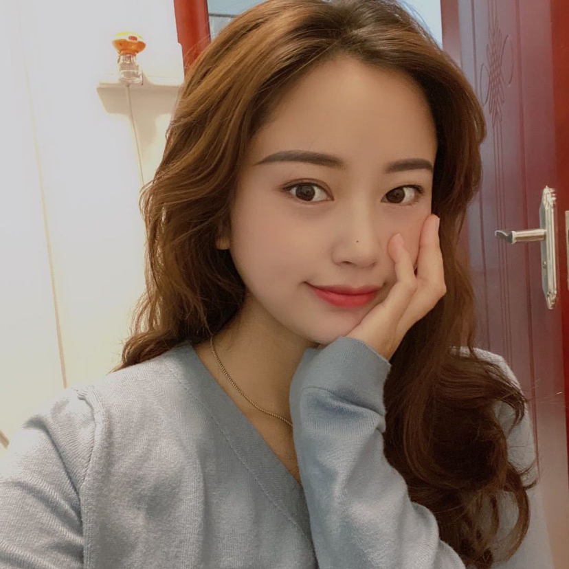 蜜蜂用懵懂的照片