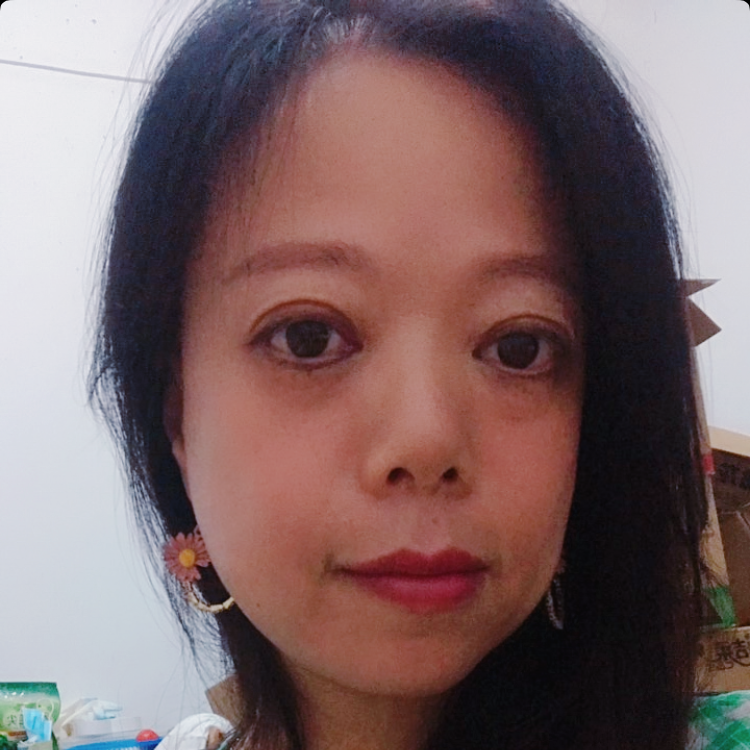自由爱若溪的照片