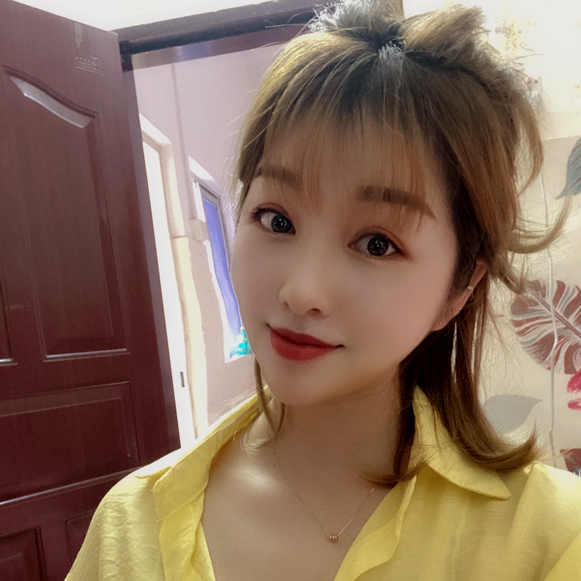 矜柔纯情的照片