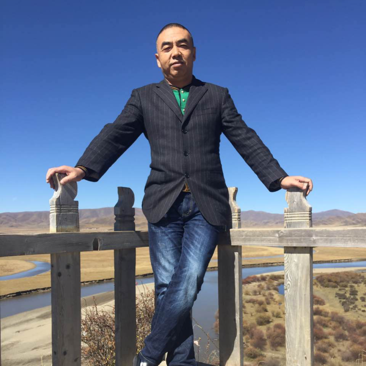 现实笑猫咪的照片