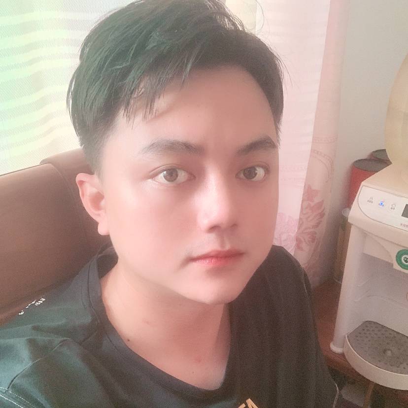 清曲回首迷人的照片