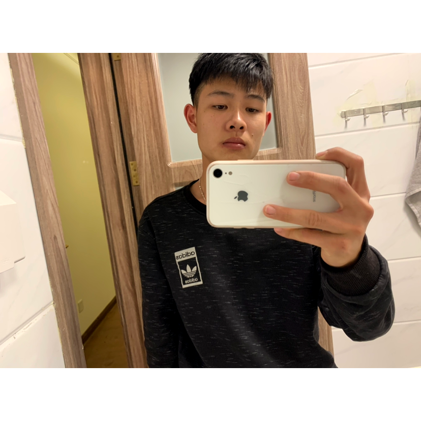 幻殇蹙眉伶俐的照片