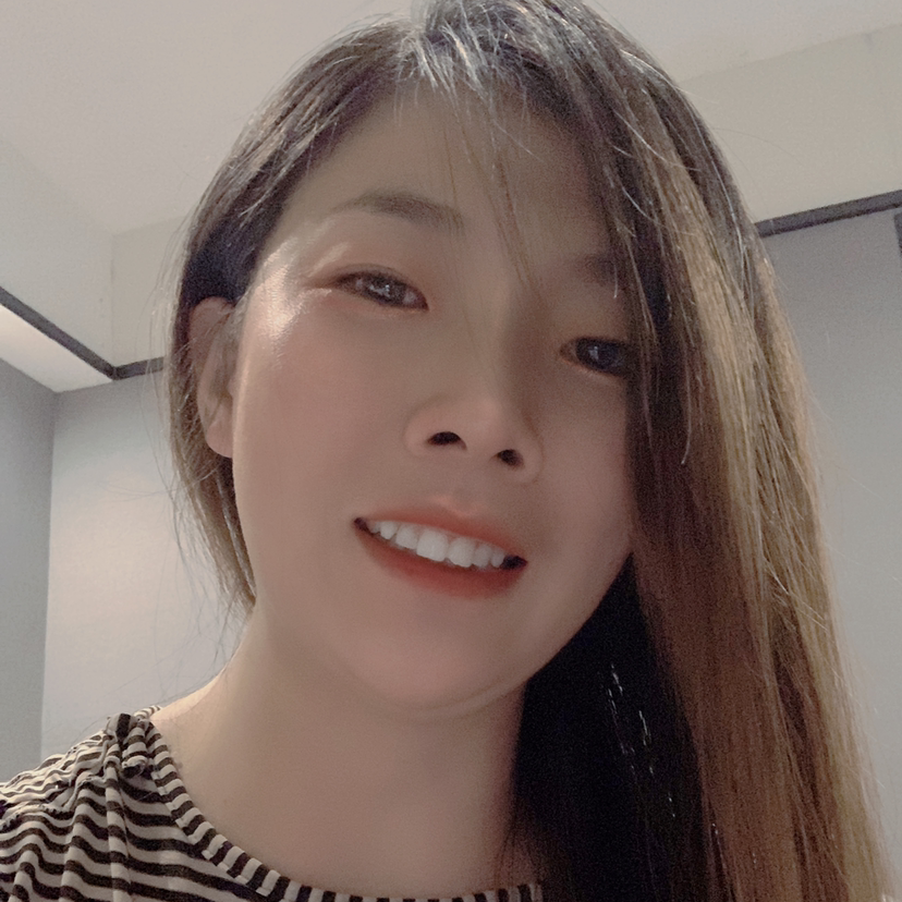 奔走的小蓉的照片
