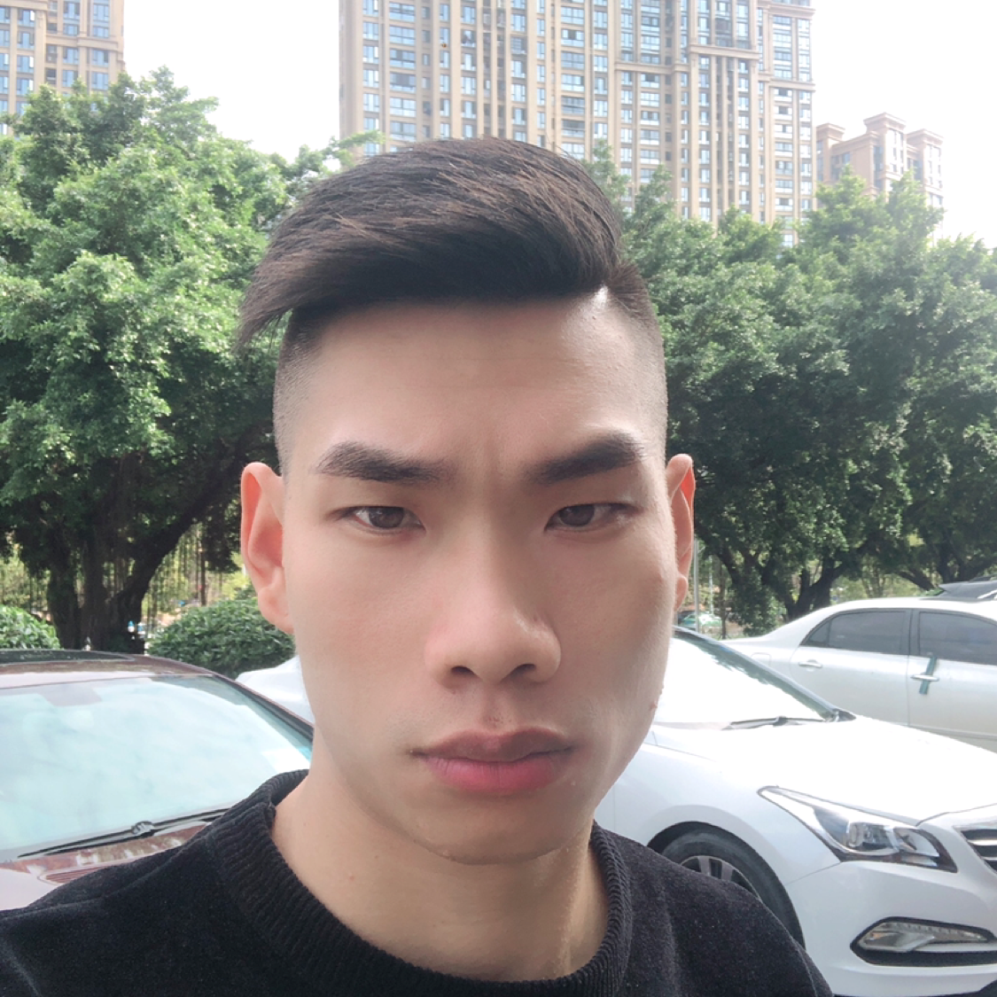 斑驳深拥草莓的照片