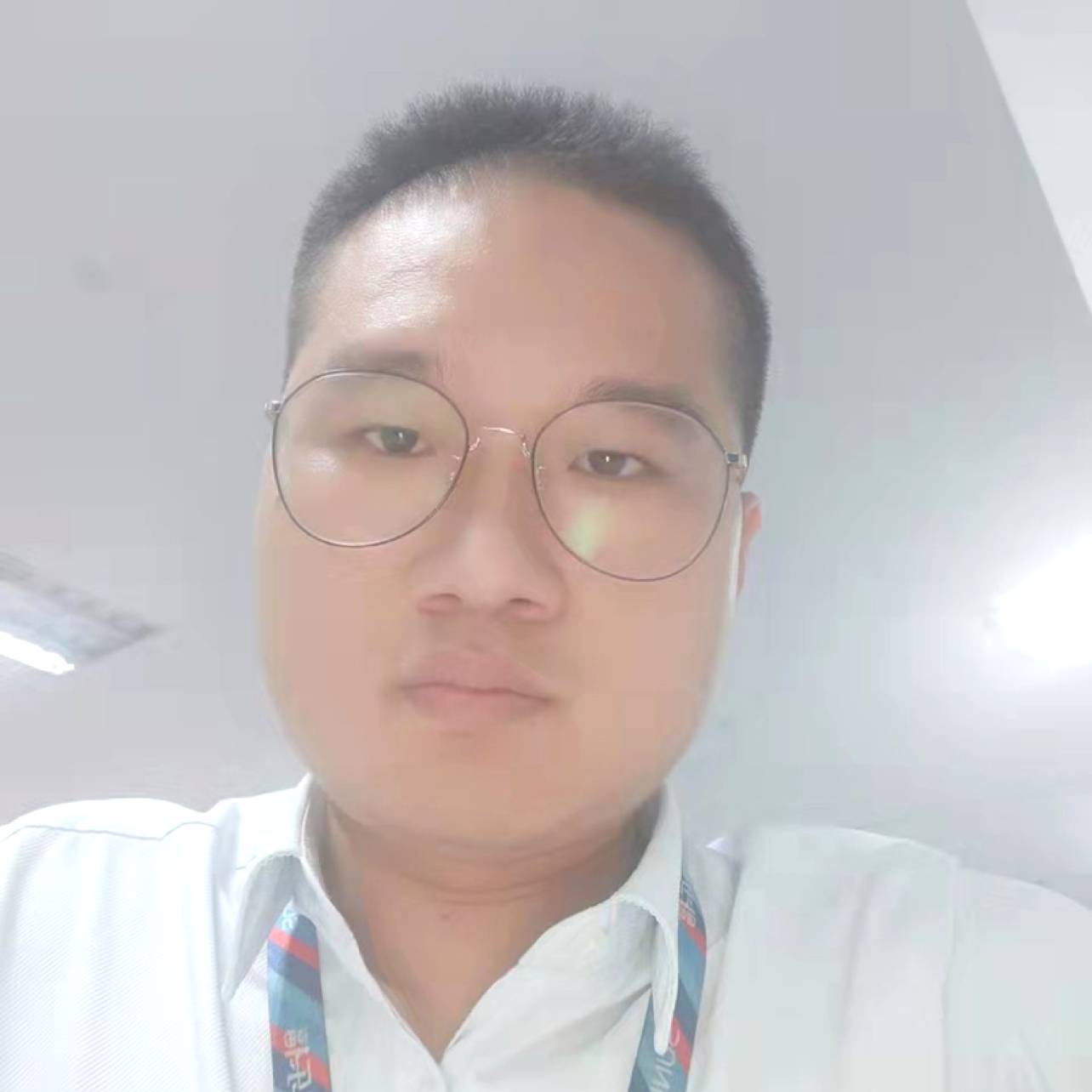 活力笑大船的照片