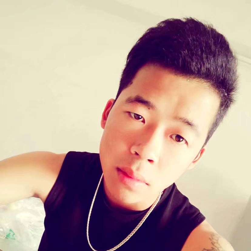 玩命扯丝袜的照片
