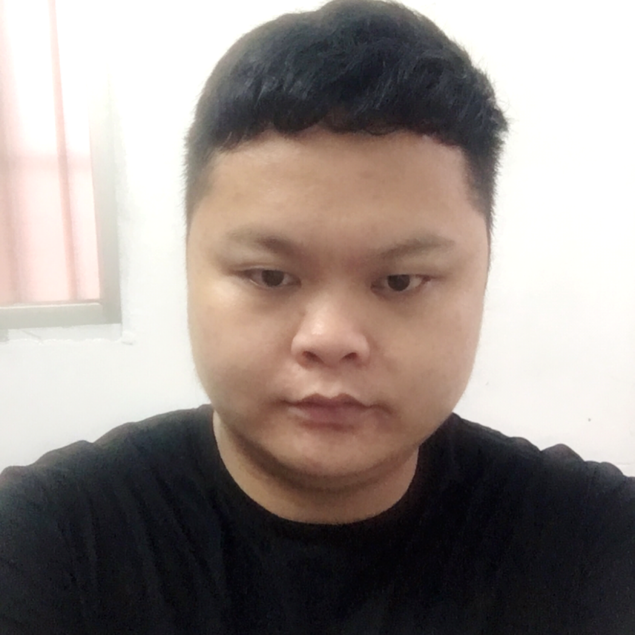 一个蓝胖子的照片