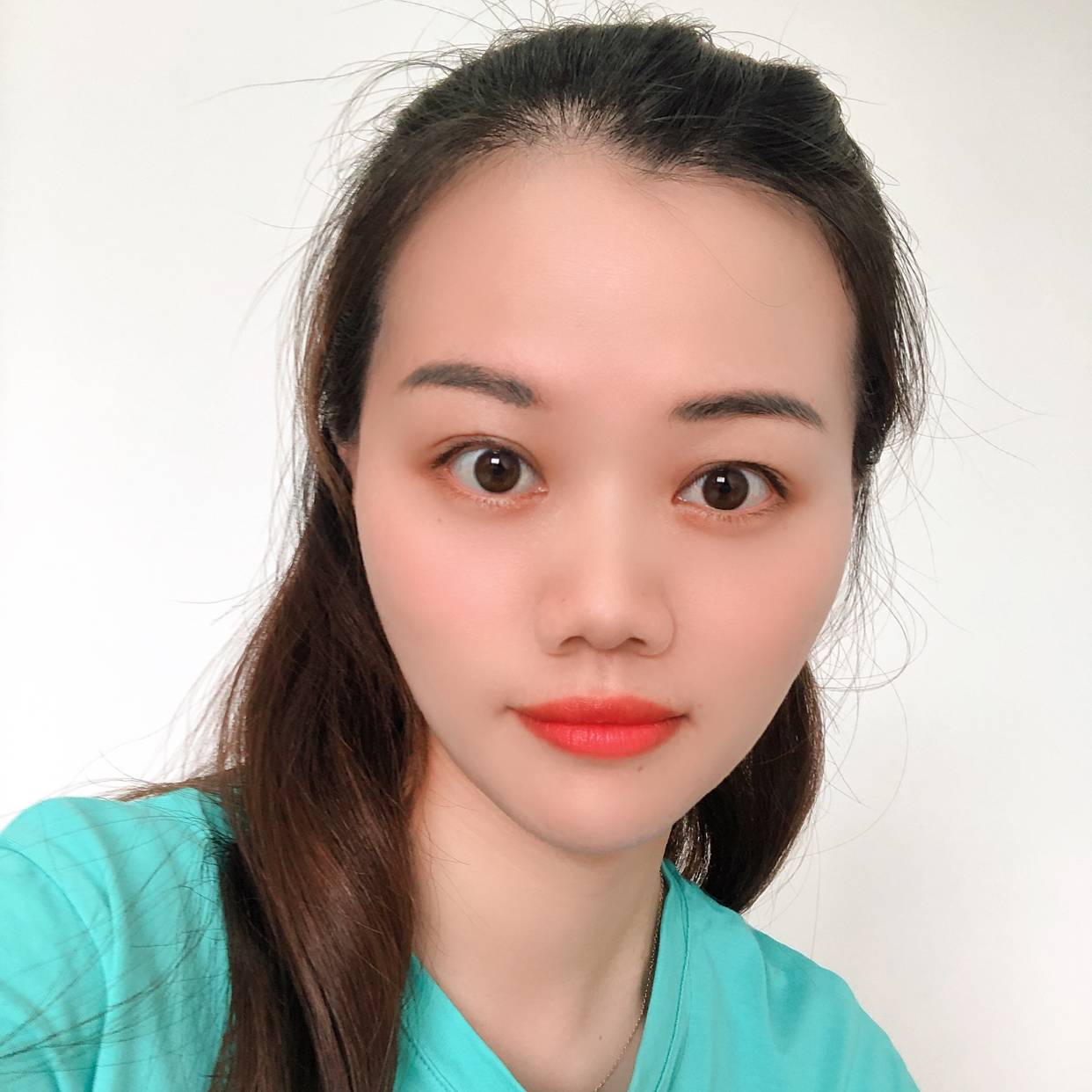 落日弥漫的橘的照片