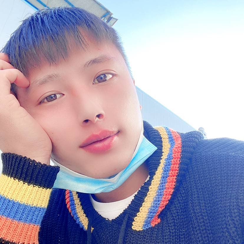 Mꫀꫀt ꪗꪮꪊ的照片