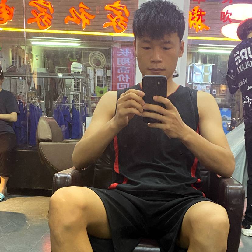 暴躁：机器猫的照片