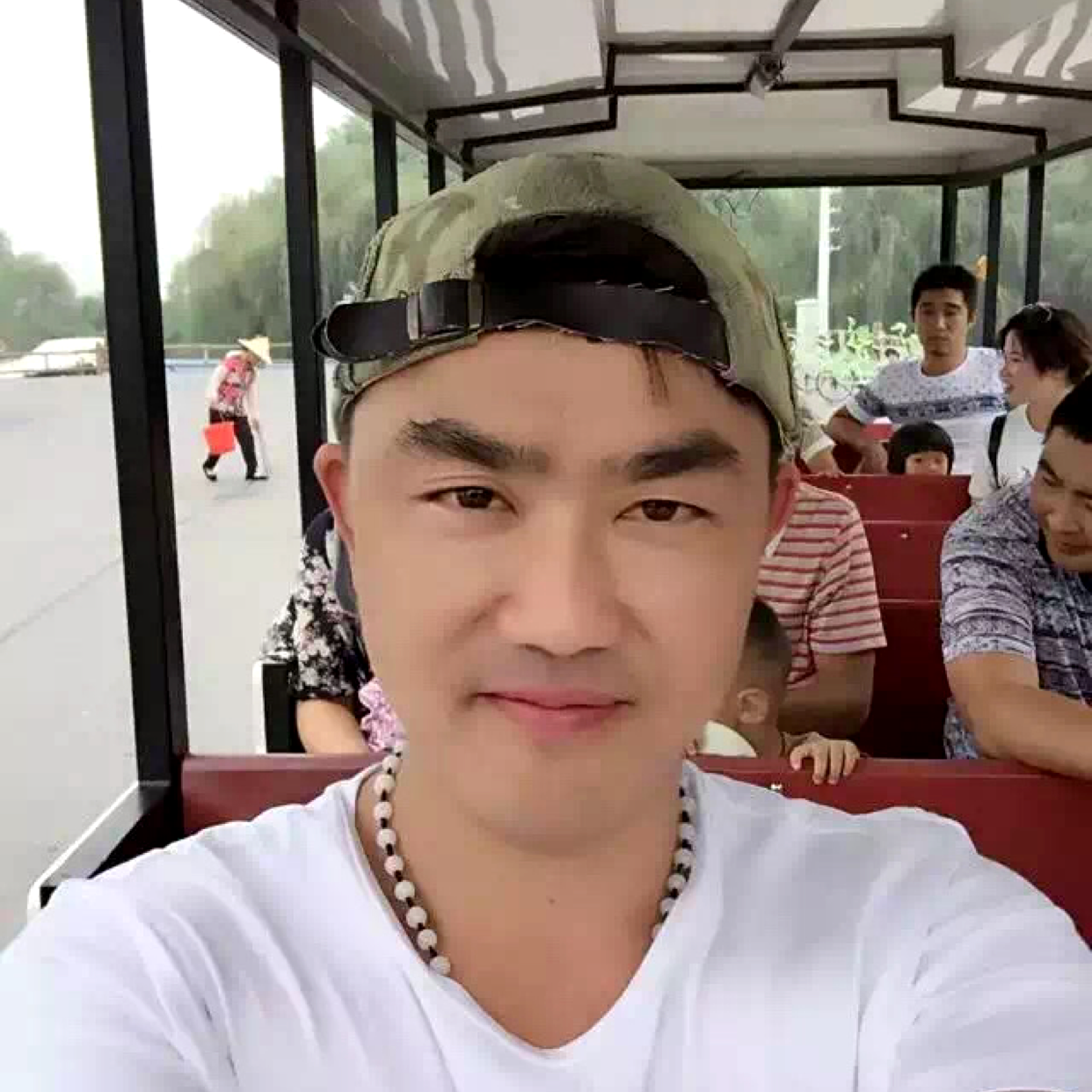 银子哥哥的照片