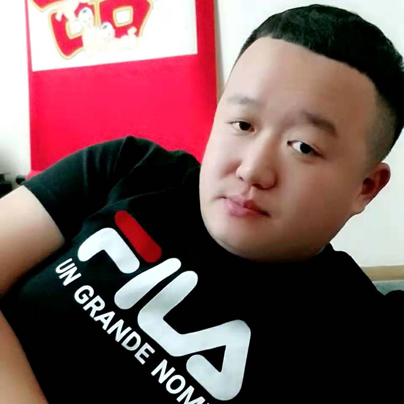 专注与洛尘的照片