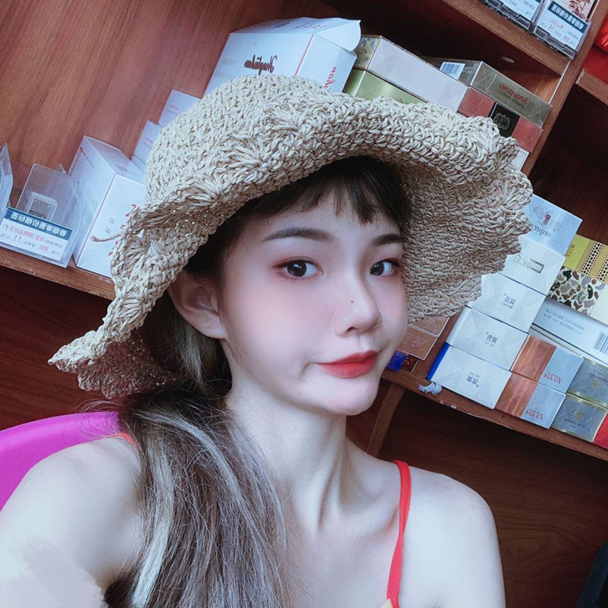 19岁的嘉乐的照片