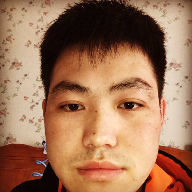 假象总太温暖的照片