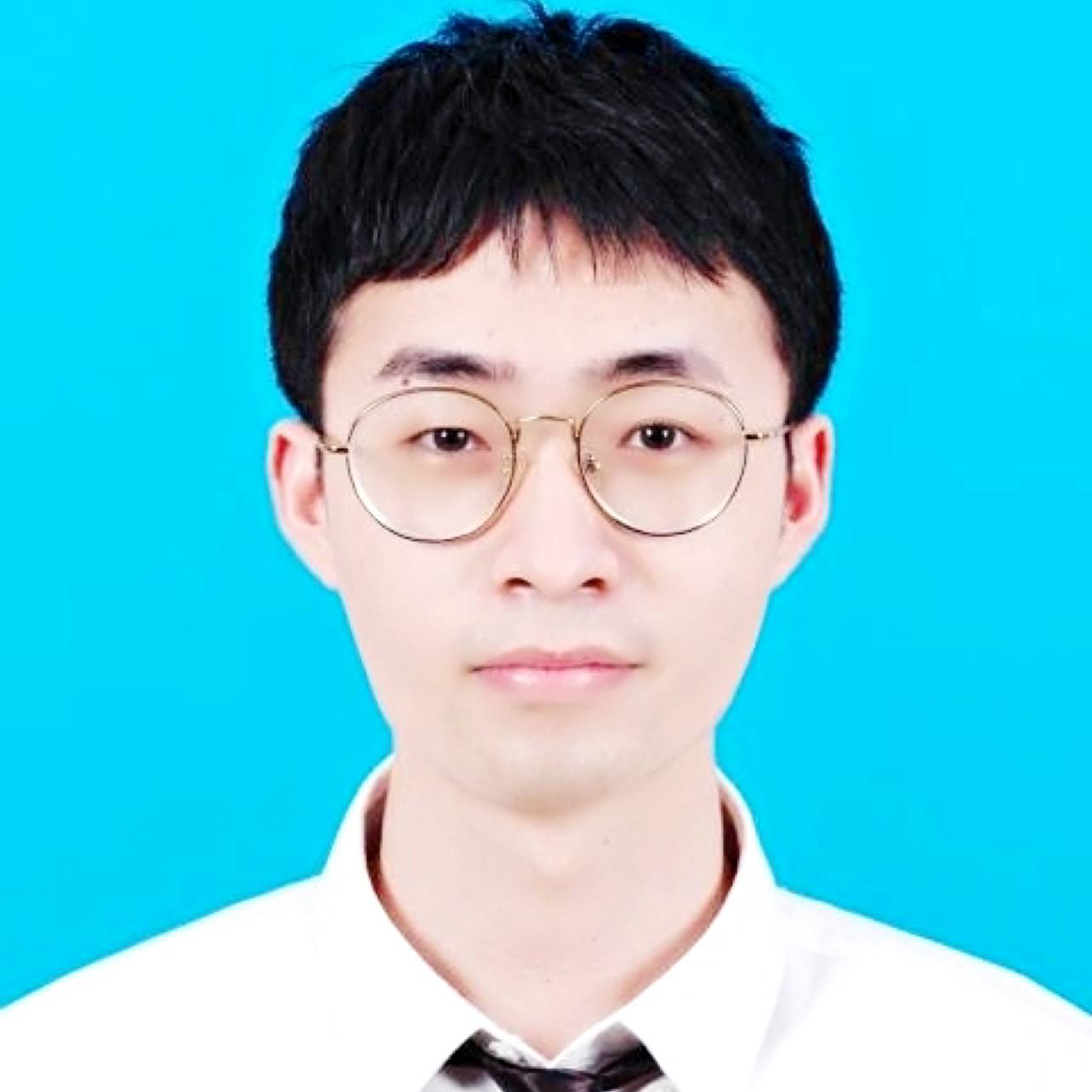 落寞爱水影的照片
