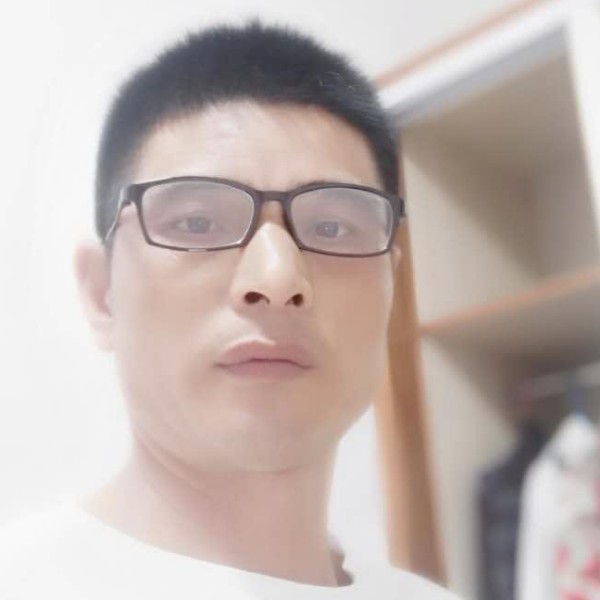 靓丽方抽屉的照片