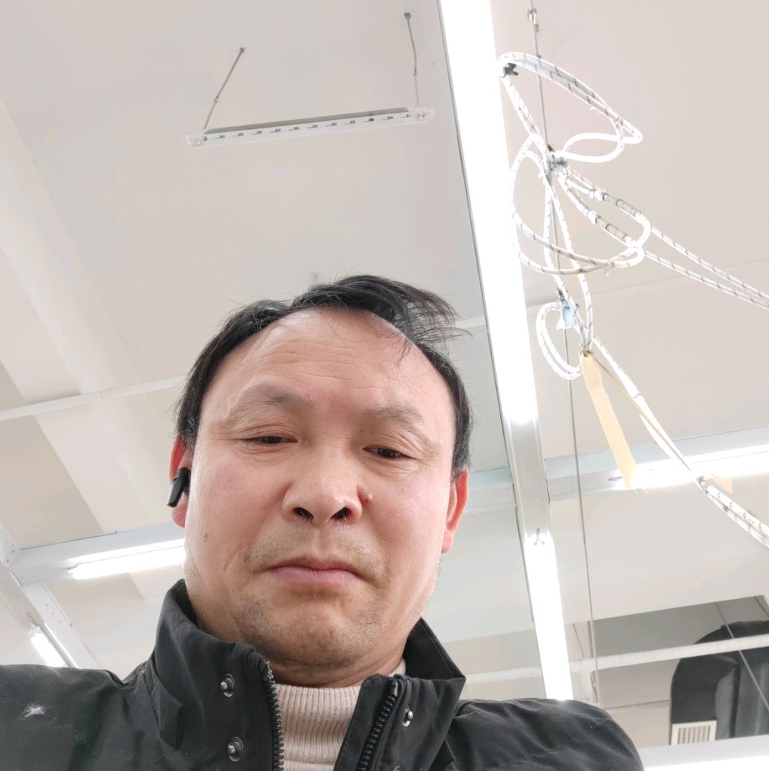 现代闻青花的照片