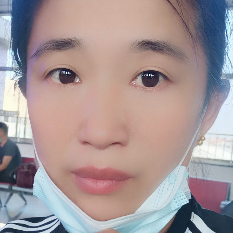 扣子不好季的照片